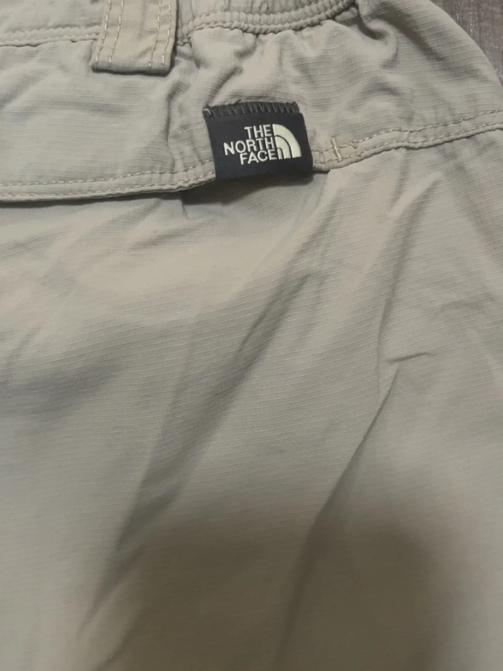 THE NORTH FACE Men's Large Beige Khaki Tan Outdoor Cargo Shorts